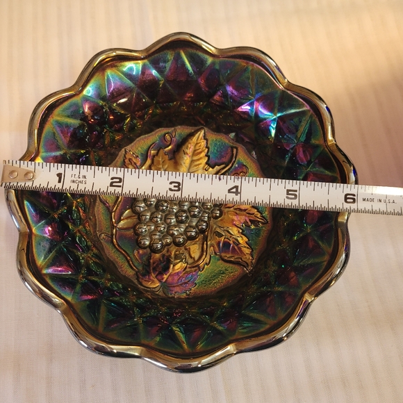 Fenton Iridescent Carnival Glass Bowl Grapes Candy Dish - Picture 9 of 9